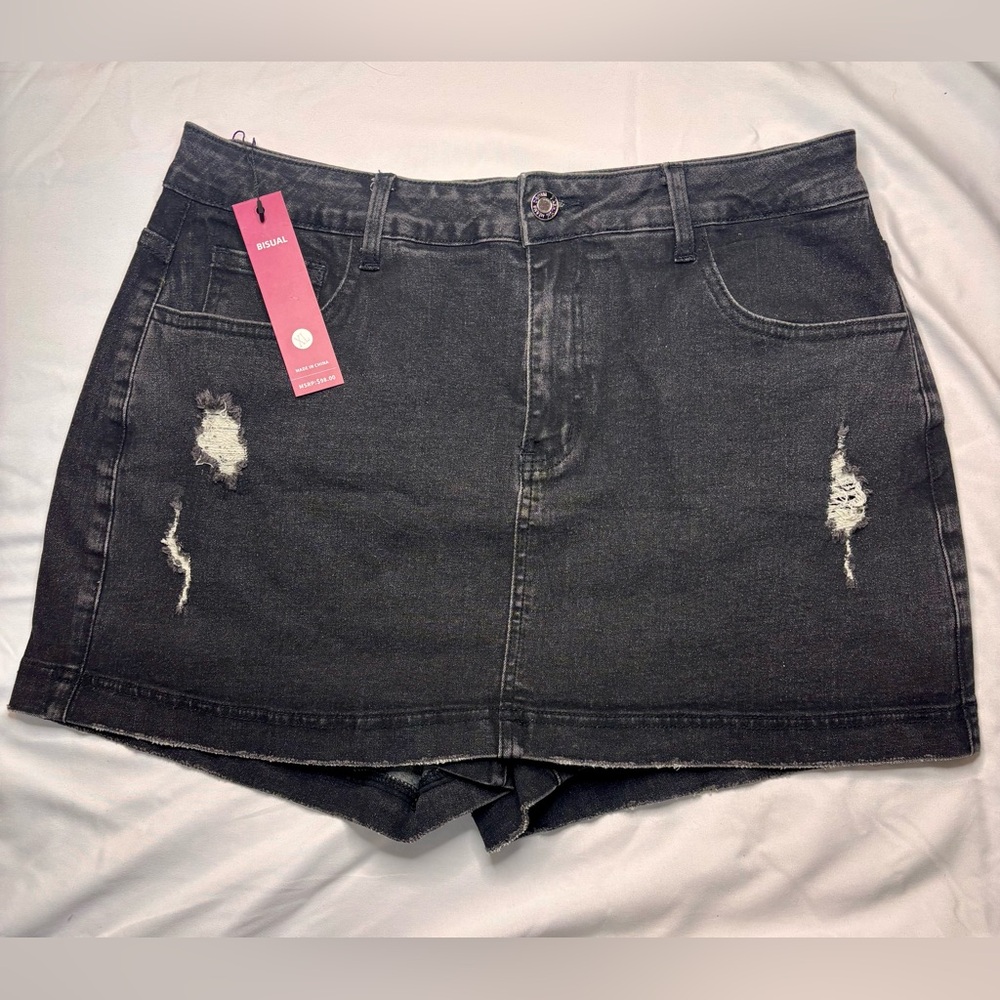 Trendy Black Denim Mini Skort